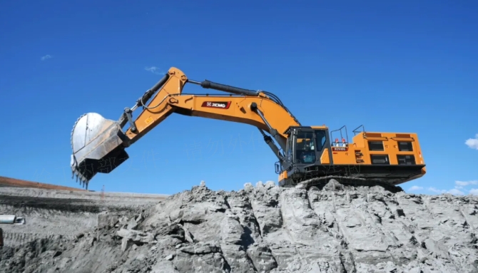 抢鲜更要抢先——看XE900G Pro如何帮你省油省心、赢在起点！