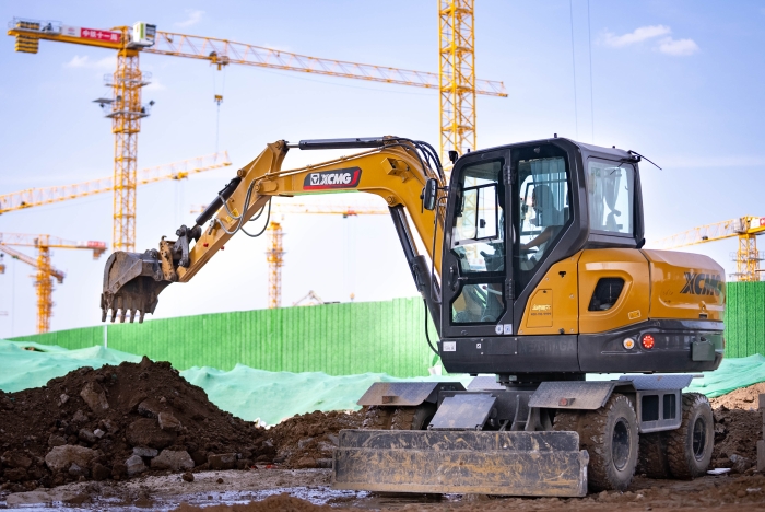 零碳机场！yl23455永利挖机护航超级工程