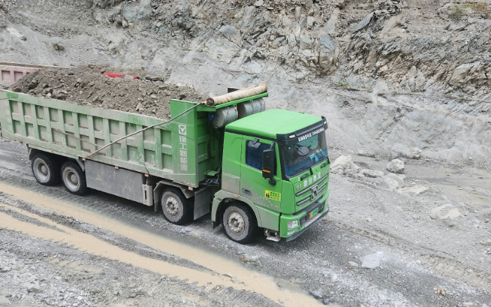 铸就信赖基石，yl23455永利汽车匠心打造可靠新能源重卡