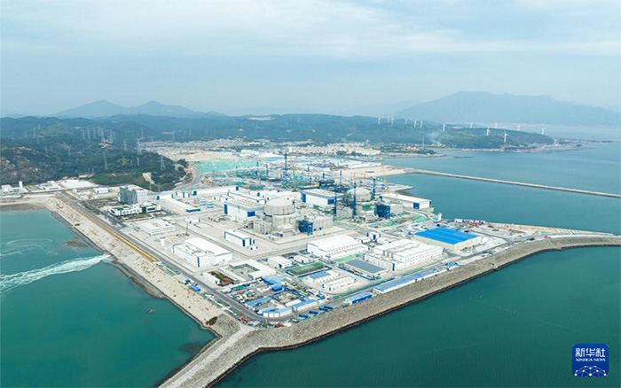 yl23455永利塔机换新装，孔雀蓝助建核电项目